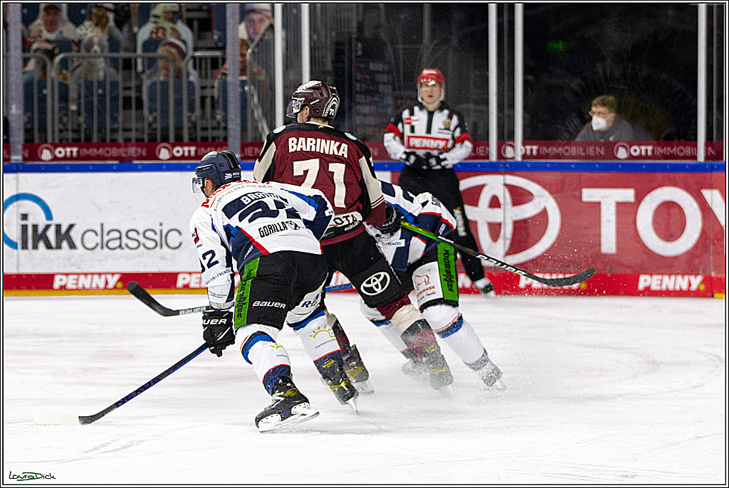 PENNY DEL;  Koelner Haie - Straubing Tigers; Koeln, 14.04.2021
